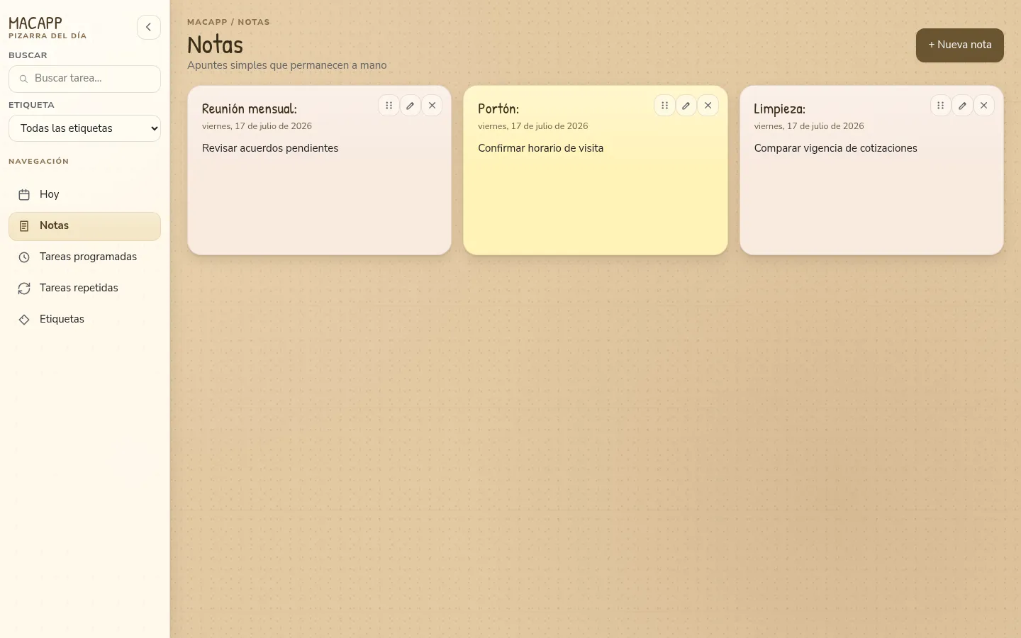 Tres notas ficticias en Macapp con controles de orden manual.